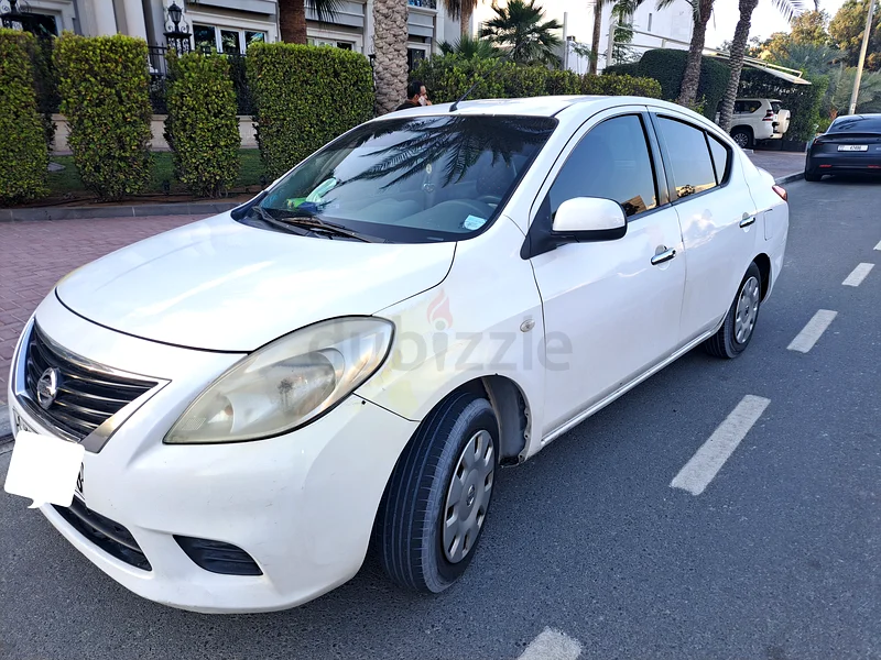 Nissan Sunny 201263699057883907111