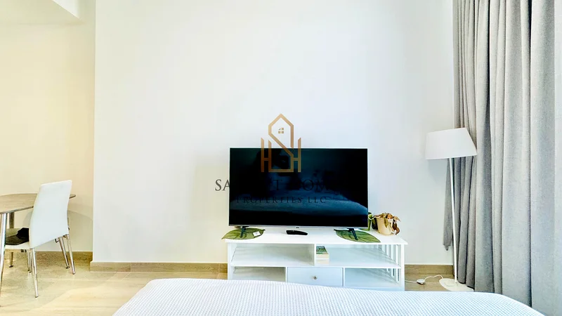 High Floor | Skyline View | Cozy Furnished63780243676289112