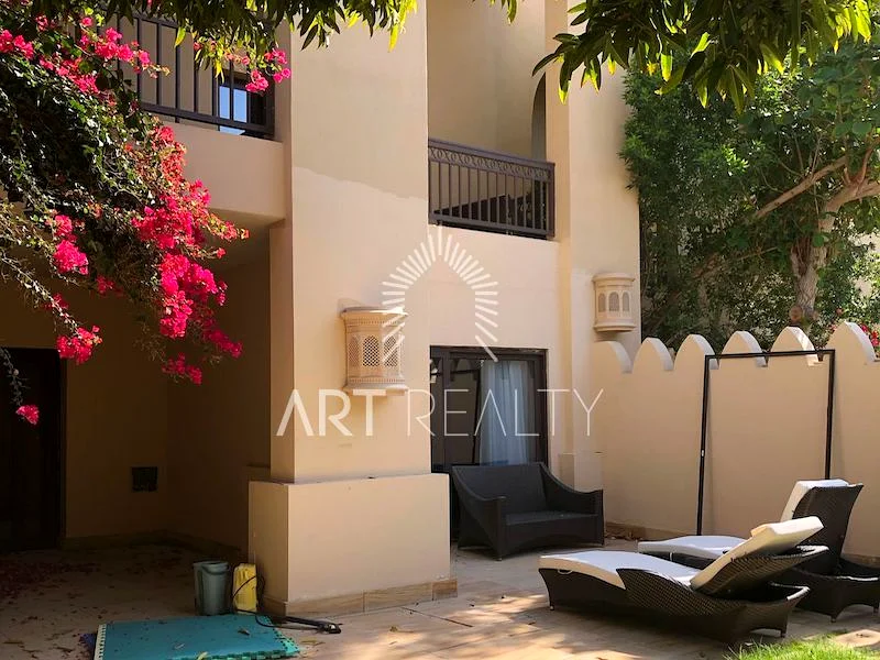 Seaside Living | Private Beach | Vacant64007677533057110
