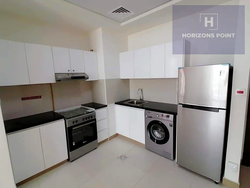 Luxury Well Maintained Building | Large Size 2BHK | SALE63997298247171113