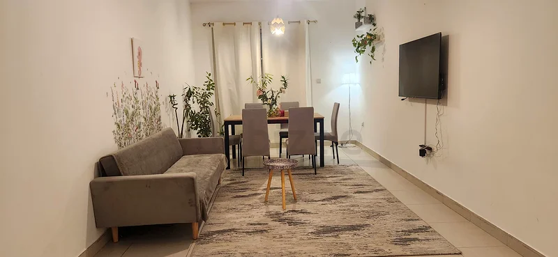 Fully Furnished Huge 1 BHK |  Middle of Dubai | All Major Locations are Nearby63828937643523114
