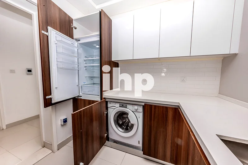 Modern 1BR Apartment | Prime Views, Meydan63800399186819113