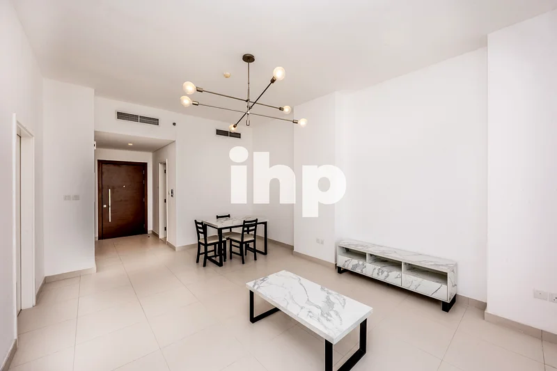 Modern 1BR Apartment | Prime Views, Meydan63800399186819112