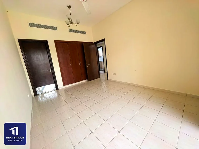 Huge Layout | 2 Minutes from Bus Stop63741911788290113