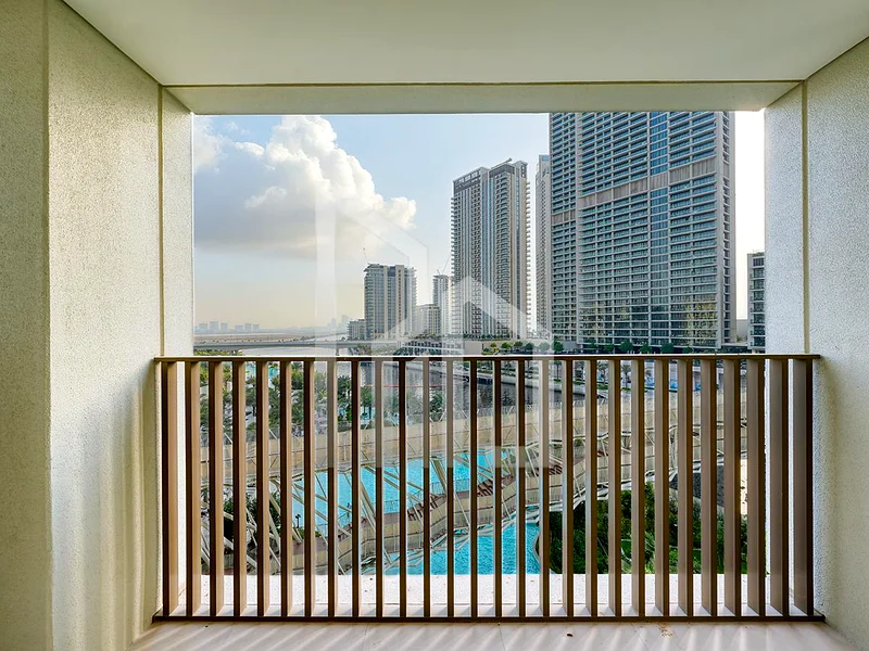 Upgraded | Corner Unit | Canal View64025597752194113