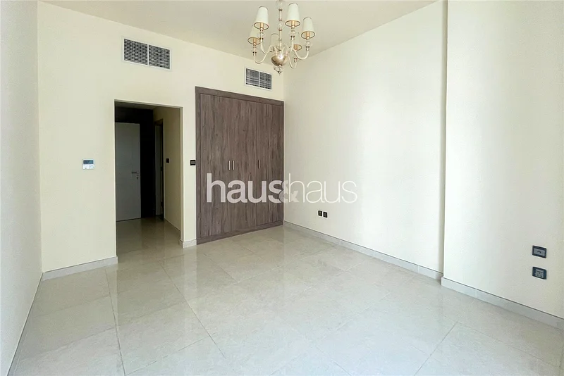 Well Maintained / Available Now / Flexible Cheques63804451670403114