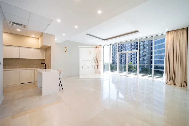 Fully Upgraded | Vacant | Panoramic View64007317000577112