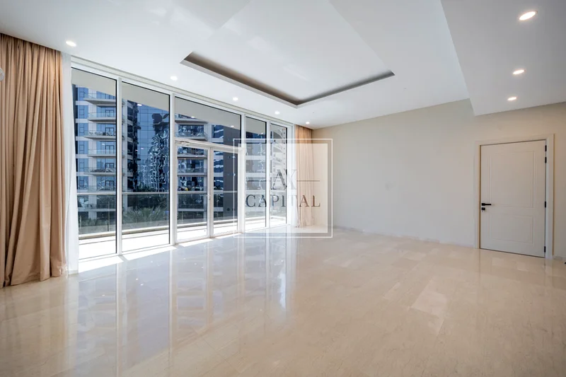 Fully Upgraded | Vacant | Panoramic View64007317000577111