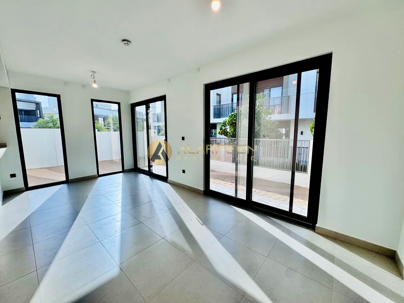 Corner Villa | Brand New | 4+Maid | Pool and Gym63806793597313114