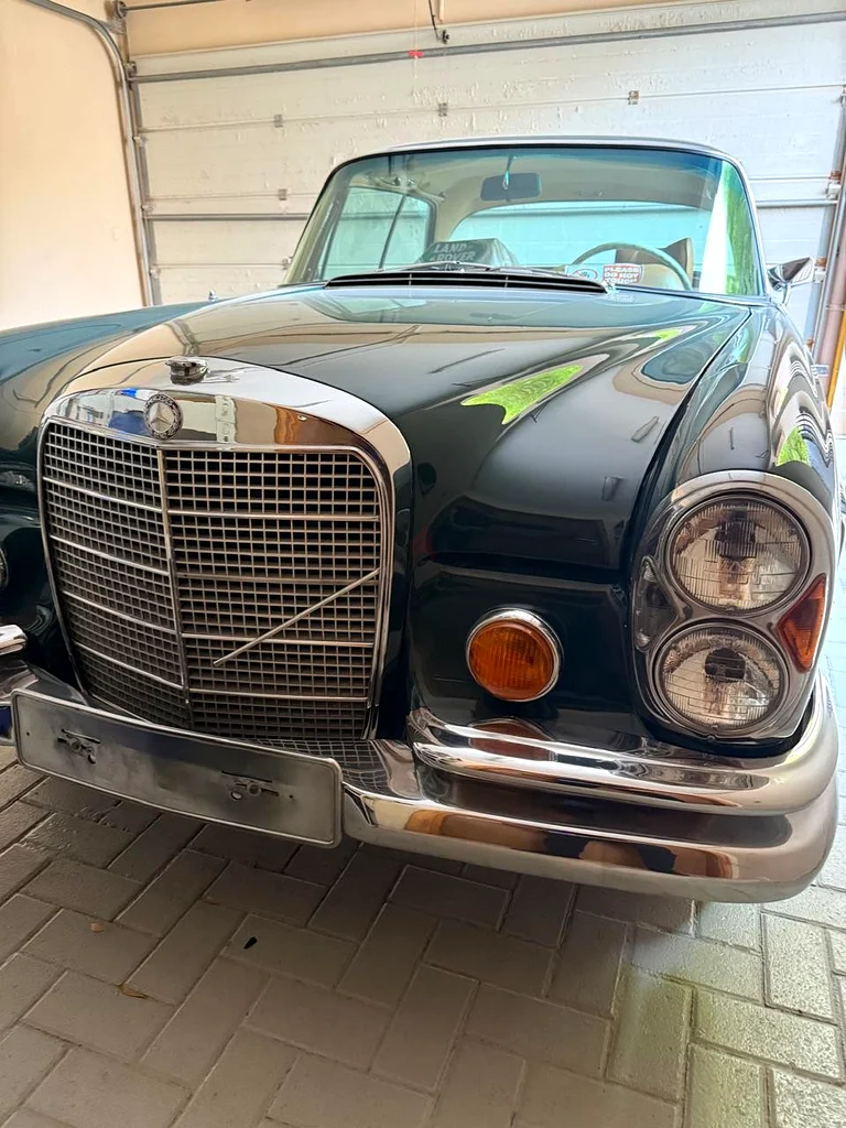 1968 Mercedes-Benz 280 SE – Classic Executive Sedan (Rare Vintage)63699041895938110