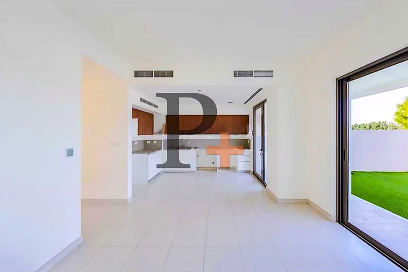 Single Row | Walk to Amenities | Best Price63805884543489113