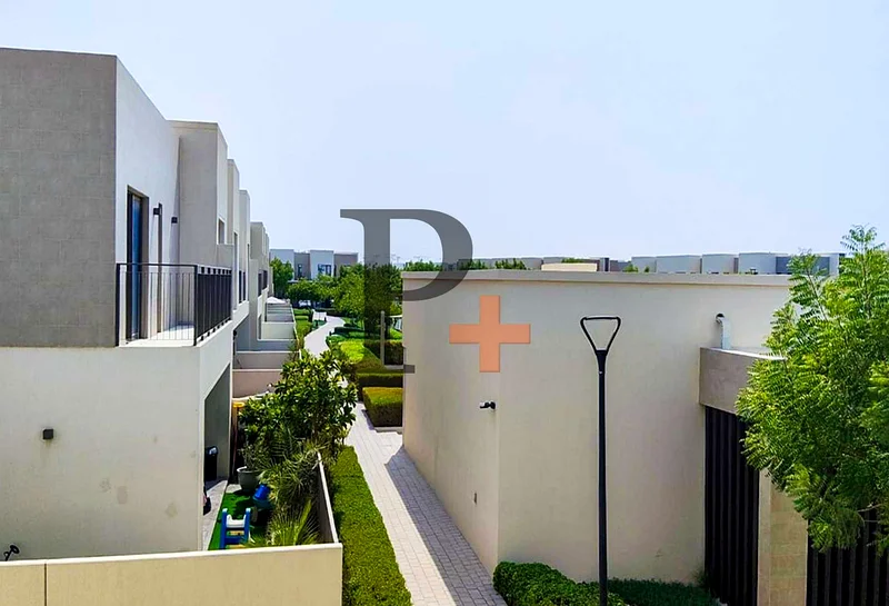 Single Row | Walk to Amenities | Best Price63805884543489112