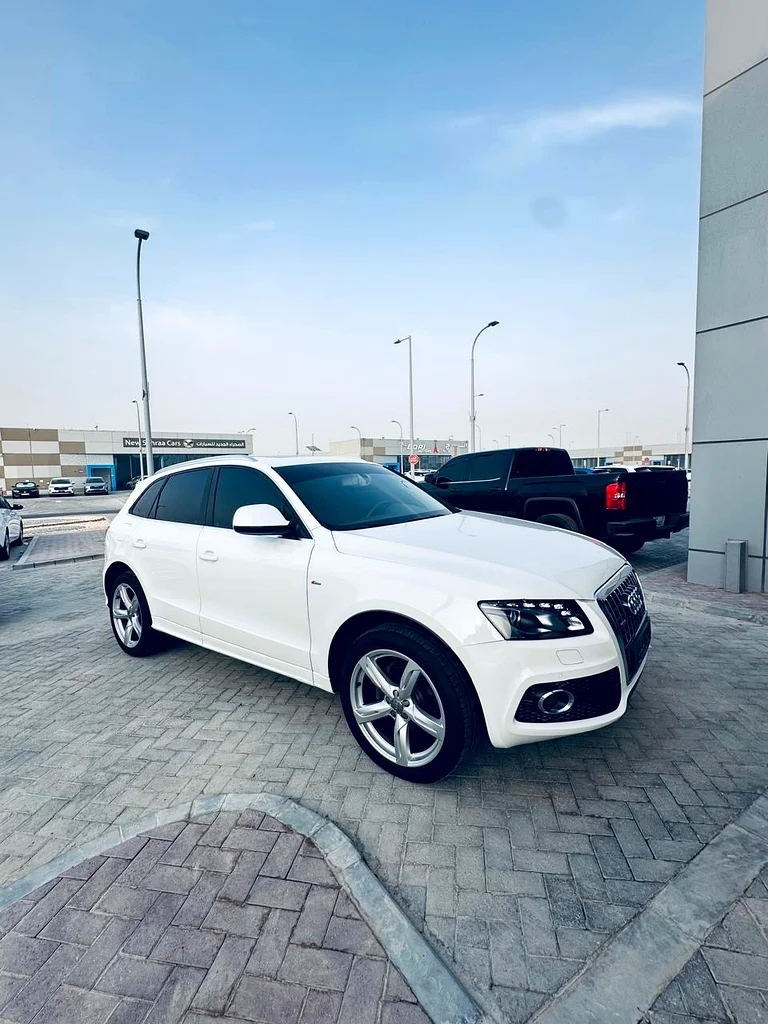أودي Q563699036758658113