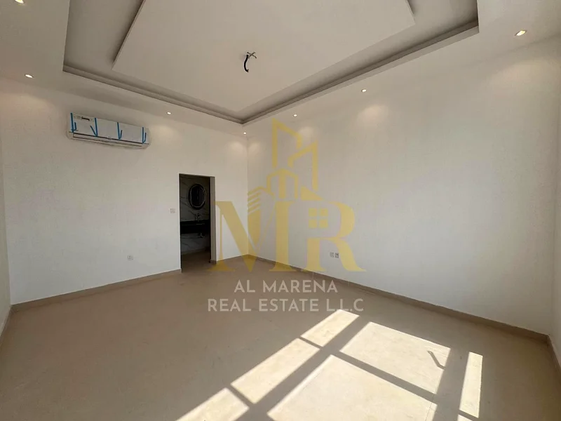 🏡 For Sale: Luxury Villa in Al Helio 1 – Ajman | 2 Floors + Rooftop | 4 Master Bedrooms with Wardrobes | Majlis + Living Room with Wash Area | Modern63892581597057113