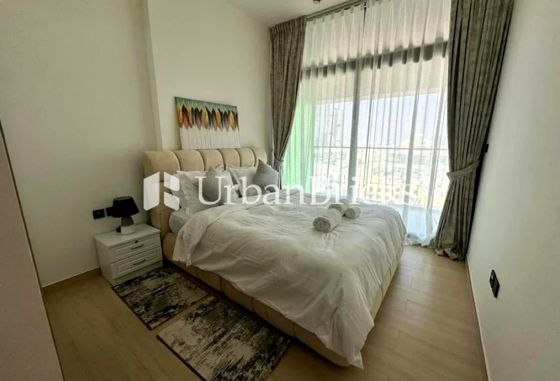 Vacant | Furnished | Brand new63781309535874111