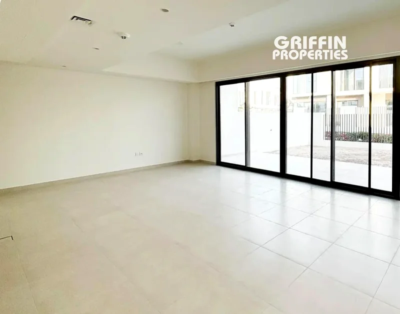 Brand new | 3 bed | Valley | Ready to move63734257083779111