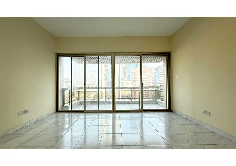 عرض ممشى المدينة | غرفة الغسيل | موقع متميز في شارع الشيخ زايد63743507859457111