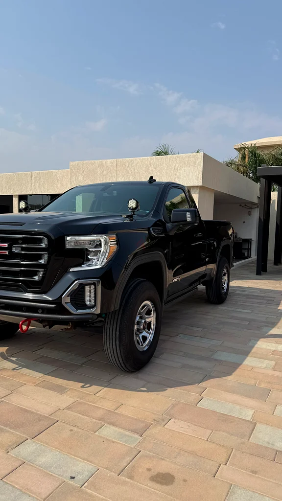 GMC Sierra63699028516994112