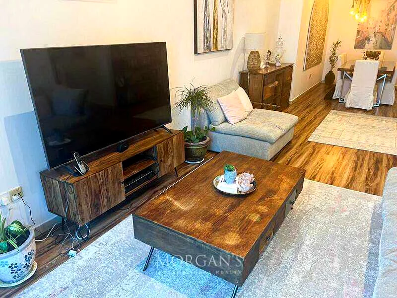 وحدة بـ 3 غرف نوم | طابق عالي | موقع متميز64037544684418114