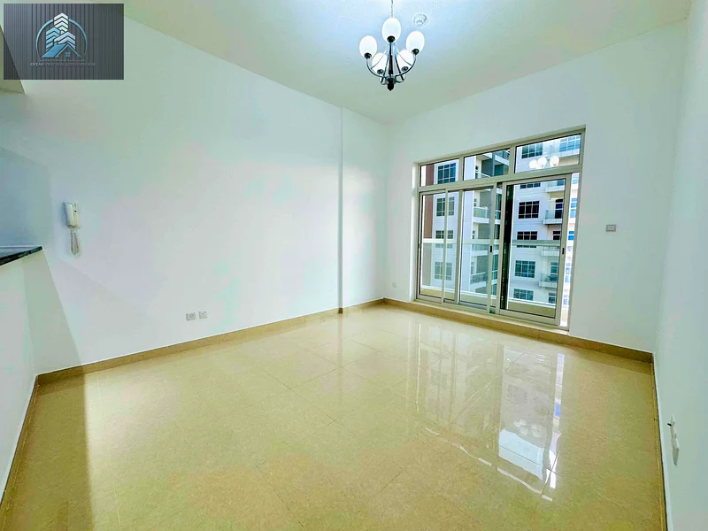 Ready to move | Prime location  | like new building | Hug size63747810350082112