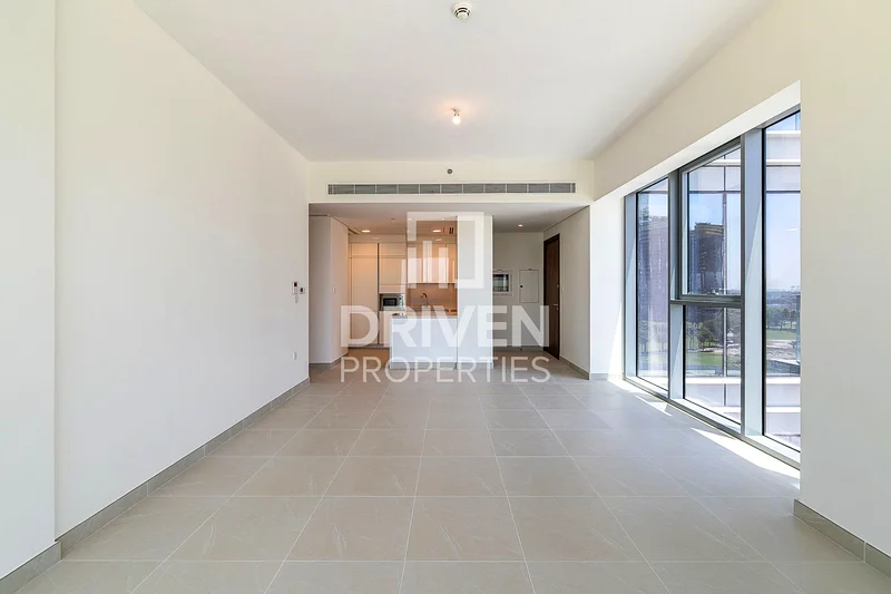 Corner Unit | Spacious Layout | Full Park View63949512740867111