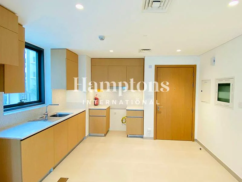 Pool View | Mid Floor | Ready To Move In63760027494531112