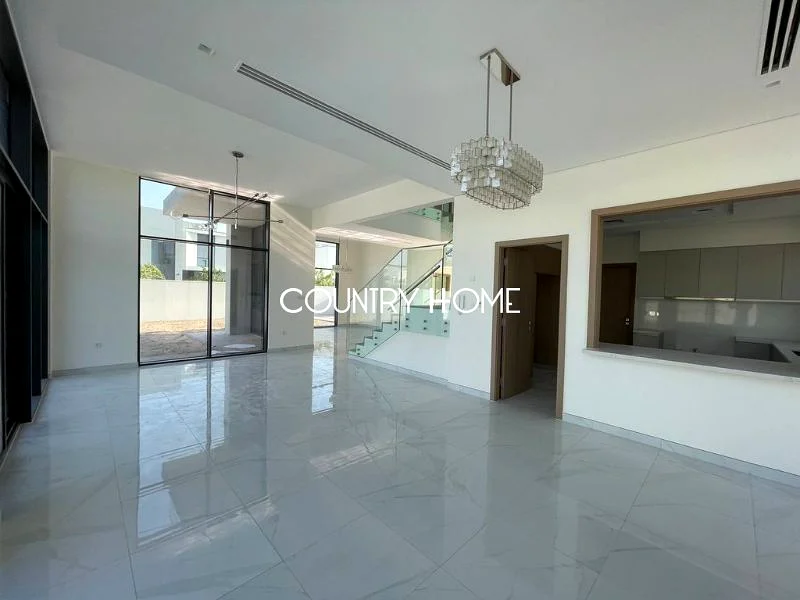 Ready To Move | Spacious Villa | Prime Location63763279875585111