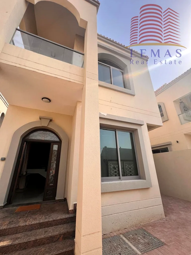 Modern Design | Delivery 2025 | Freehold | Competitive Prices | Distinctive Loft63892581604867114