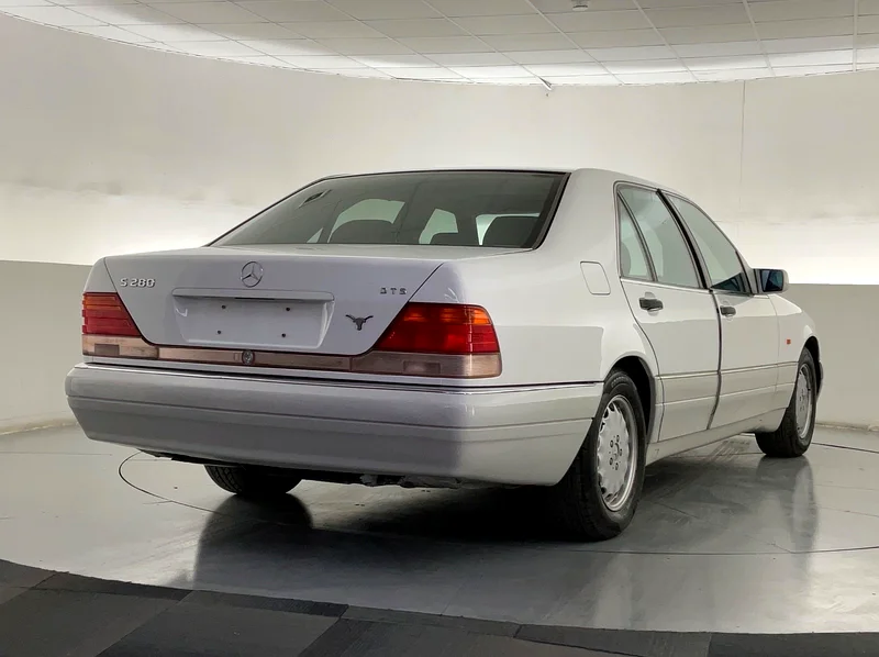 مرسيدس بنز S280 من عام 1996 (W140)63699044657153113