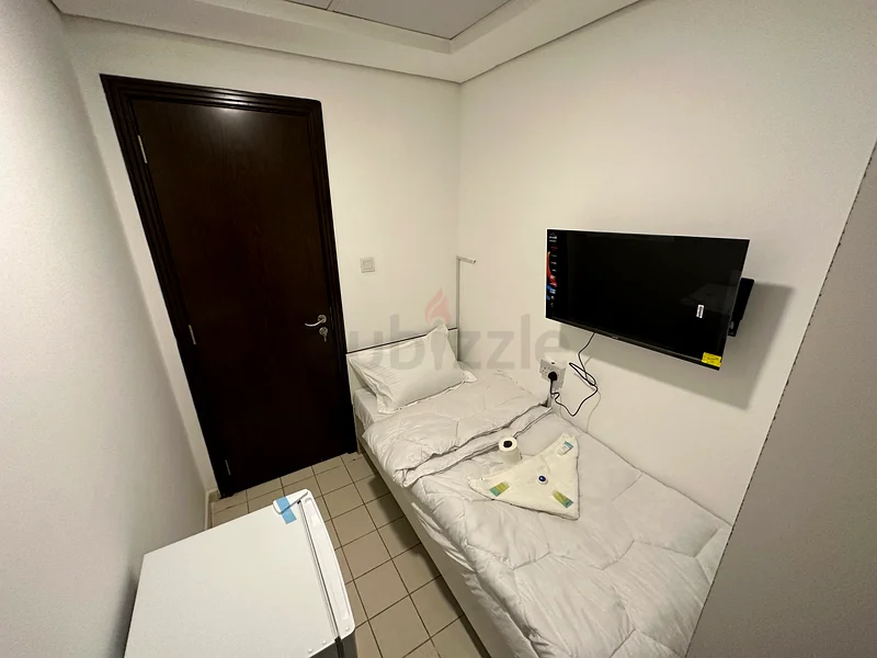 Maid Room in Fahad Tower – Tecom (Barsha Heights)63797913926658110