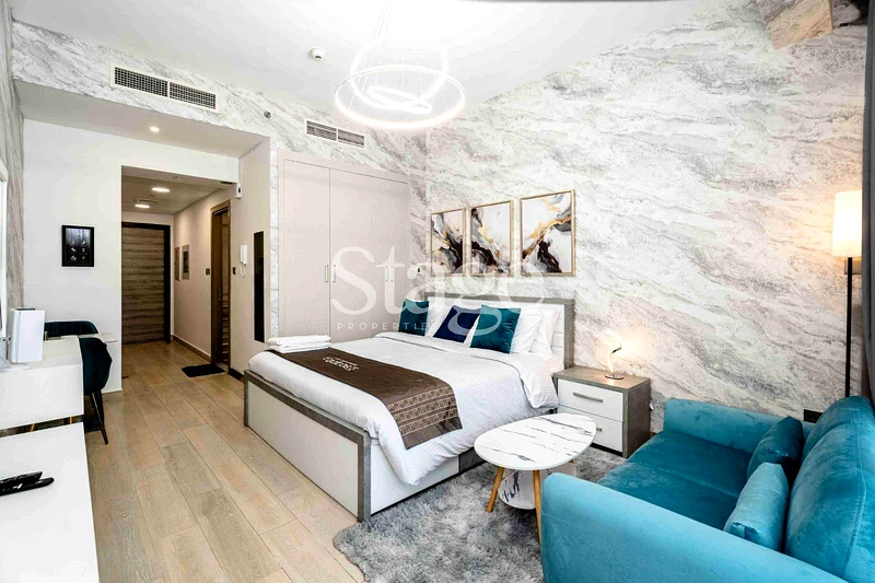 Skyline Serenity | Modern Studio | Prime Location63780032946563112
