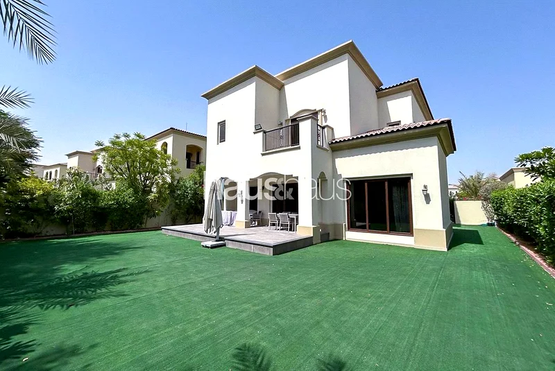 Single Row | Very Quiet Internal Location | VOT63919228392450110