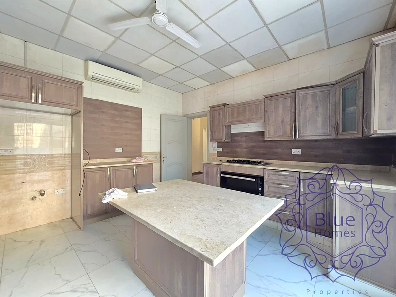 Big 5bhk Villa Maid Room laundry Room 2 Floor 100k63812708064003113