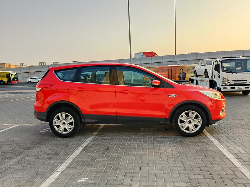 2015 GCC Full Service Al Tayer |  Ford Escape SE63699025845379112