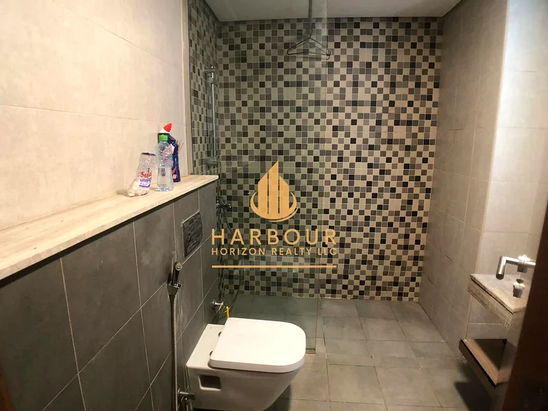 Fully Furnished | Vacant | Spacious63740681522562112