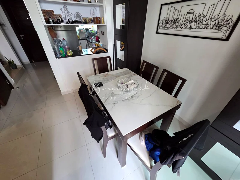 Upgraded / Landscaped / Semi Furnished / 4 cheques63741058191490111