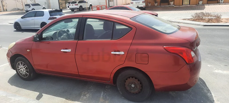 Nissan sunny 201263699057866881110