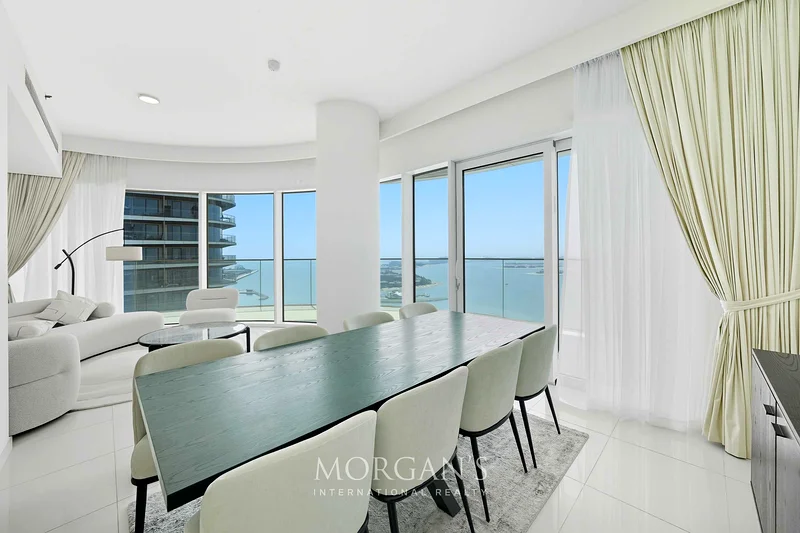 Brand New | Palm View | Spacious Layout63733883844225114