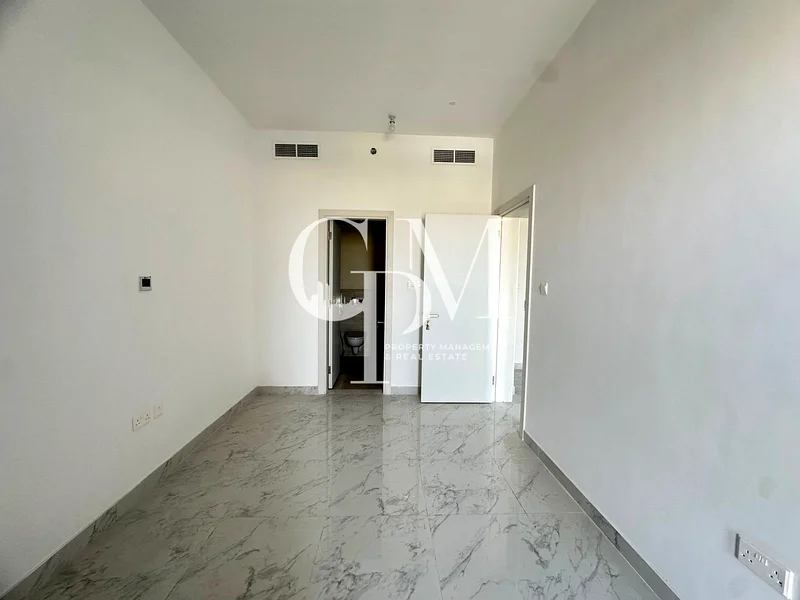 Bright 1-Bedroom Apartment | Community View from the Balcony63839904116610113
