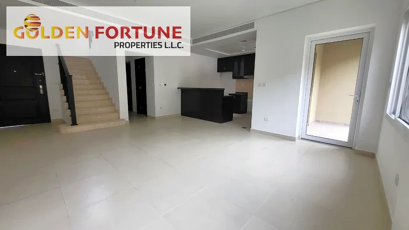 VACANT 29th SEPTEMBER | WELL MAINTAINED | NEAR PARK AND POOL63725560307587114