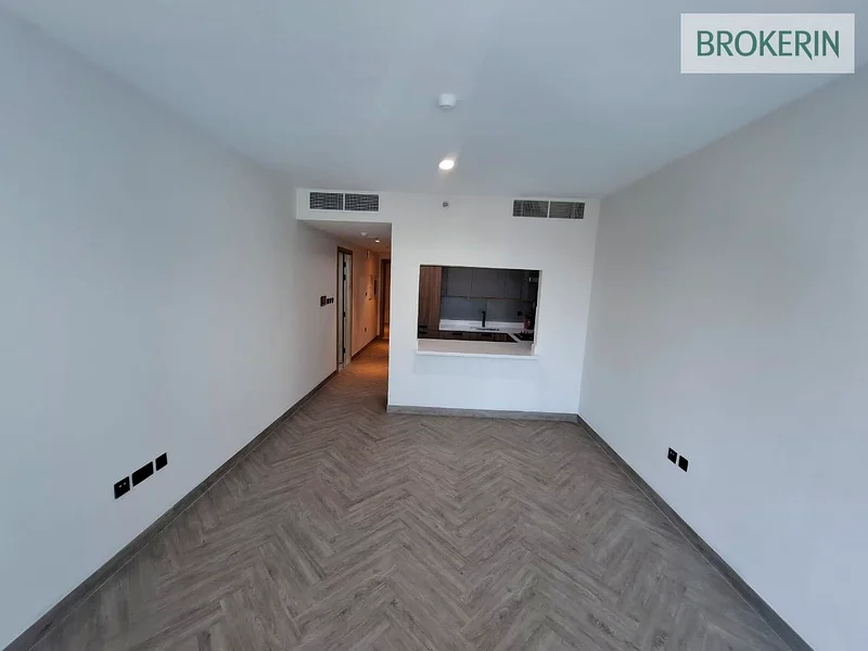 جديد بالكامل | يشمل الأجهزة | شاغر الآن63784611287298113