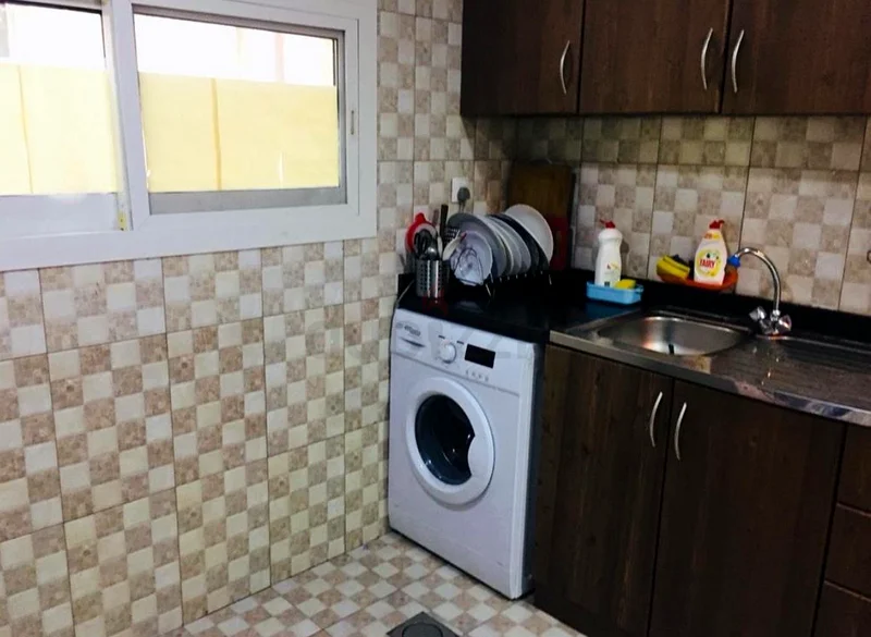 Partition  room available for couple/single executive bachelor/ 1-2 ladies ,AED 175064056165299843112