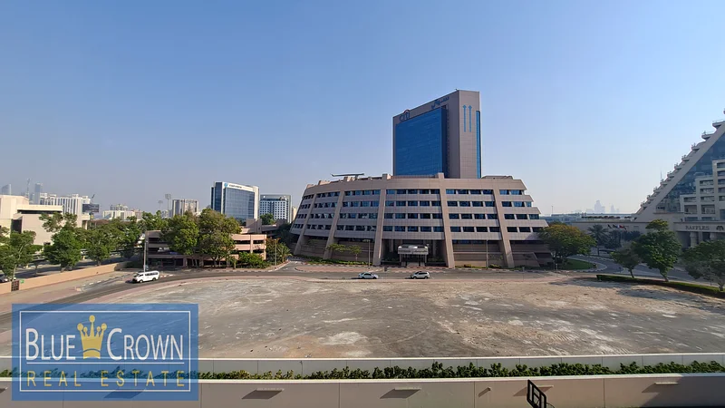 Superb New Building;Best Choice:Spacious Flat:All Aminities63799763070851110