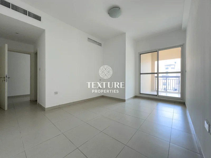 Big 2 BR | Well Maintained | Prime Connectivity63725654529409113