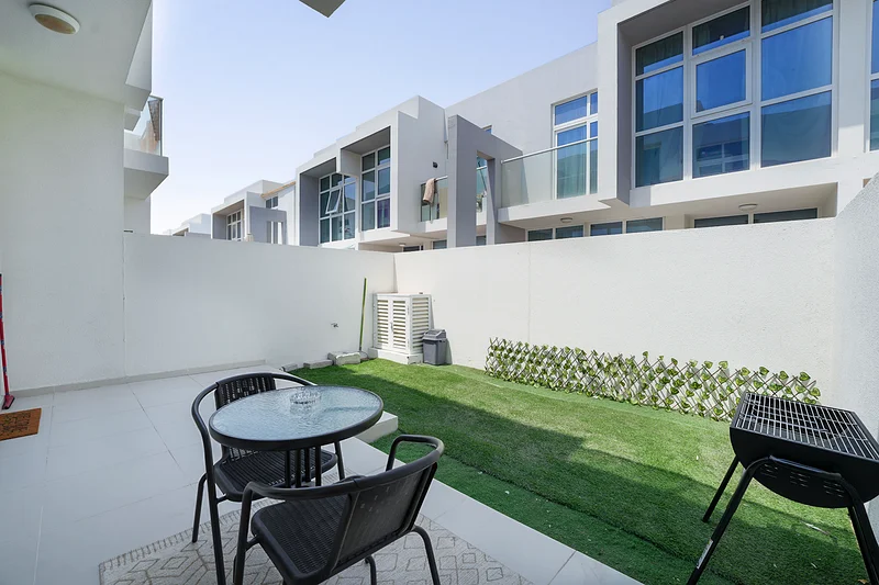 SPACIOUS TOWNHOUSE/PRIVATE YARD/DAMAC HILLS 263828706592899112