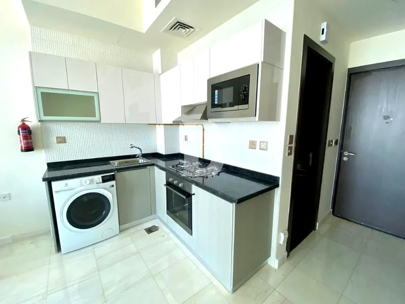 IDEAL STUDIO | HIGH FLOOR | CANAL VIEW | VACANT63792474663938114