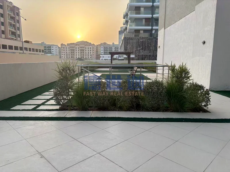 إطلالة على المجتمع | مفروش | شاغر63742003650433112