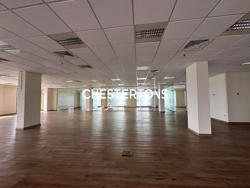 Near to Metro | Spacious Office | Prime Location64065806604801112