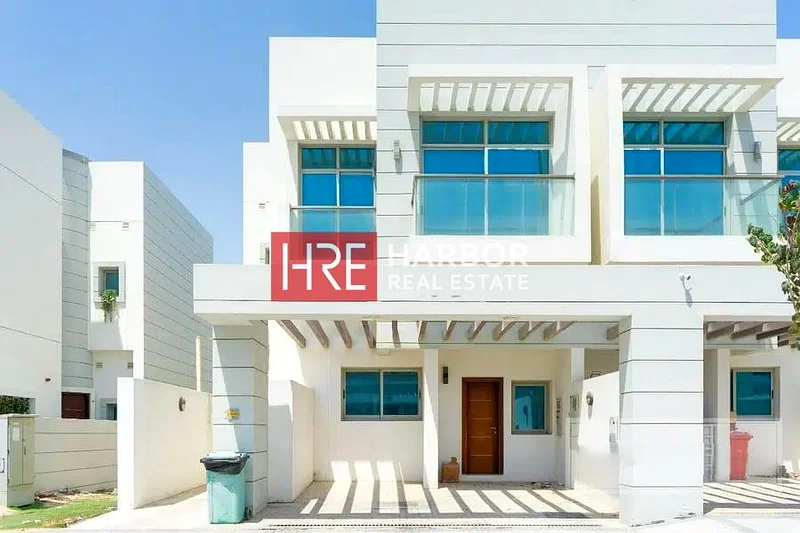 تخطيط واسع | حديقة مهيئة | شاغر63763589115521110