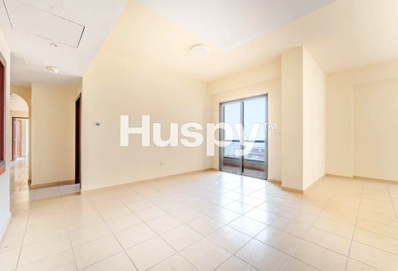 Vacant | Sea View | Lower Floor63937508572802114